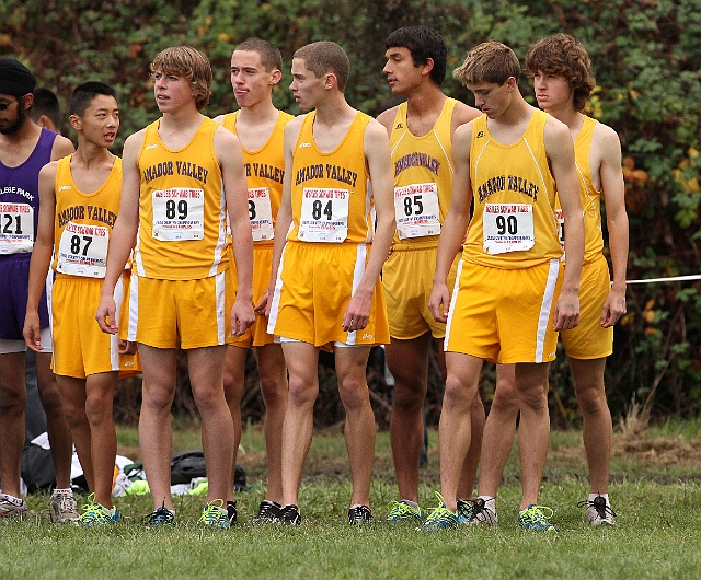 2010NCSXC BD1-1900.JPG - 2010 North Coast Section Cross Country Championships, Hayward High School, Hayward, California